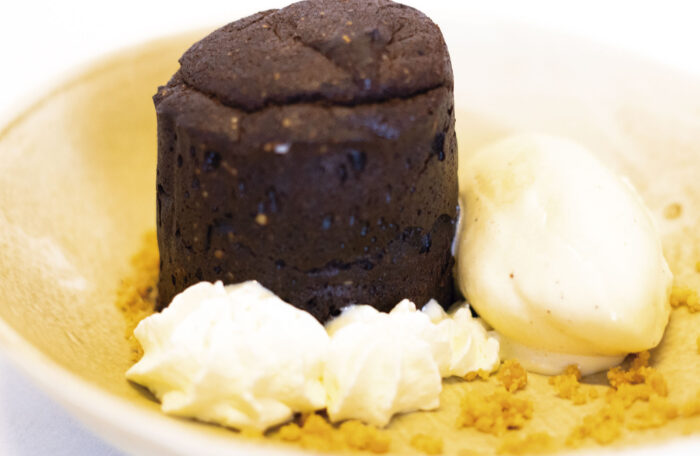 Black chocolate coulant with ice cream
